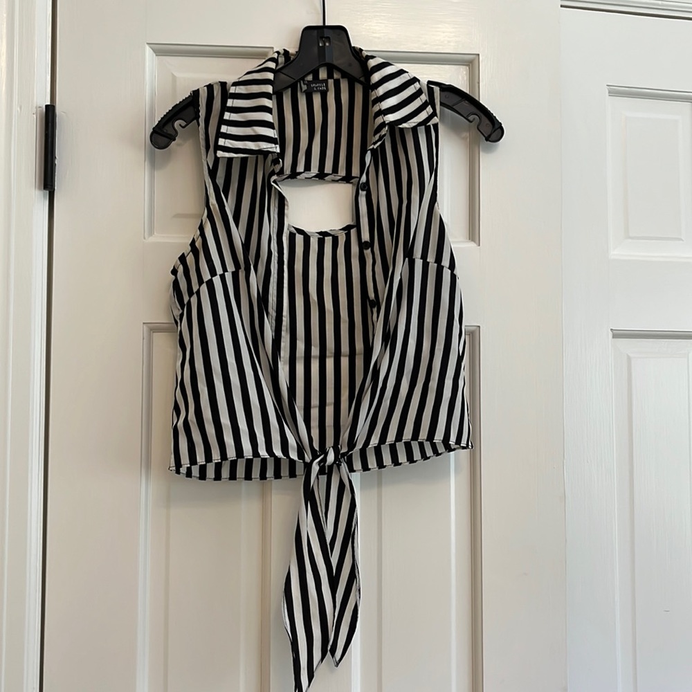 Urban outfitters sparkle and fade striped vest in XS